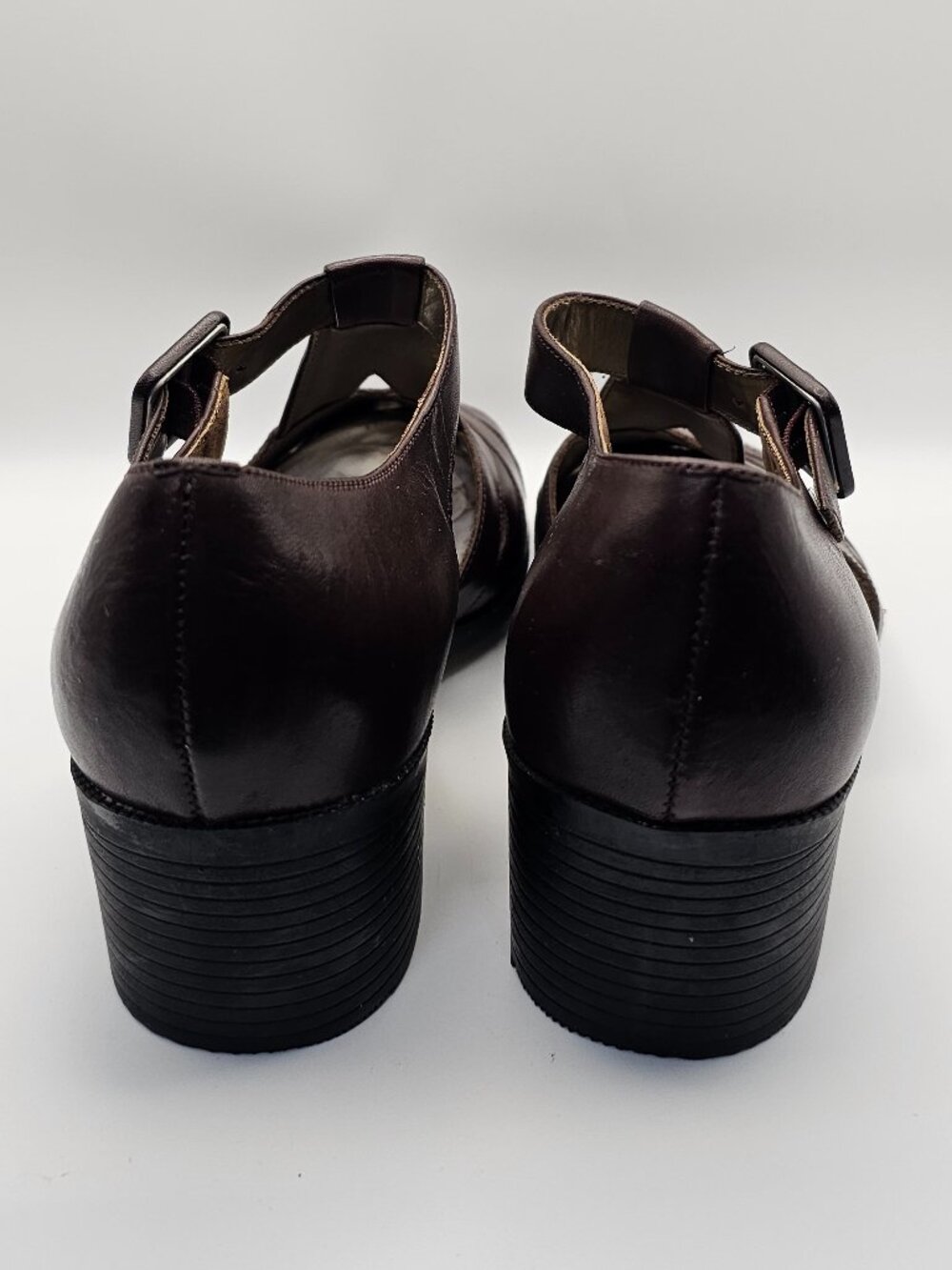 Nicole “Jillian” Dark Brown Leather T‑Strap Woven Pumps – Size 8M, Vintage - Picture 4 of 8